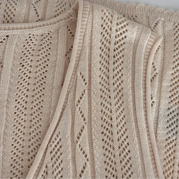 ☘️OLD NAVY Crochet Tie Vest Sz M NWT - Picture 6 of 10